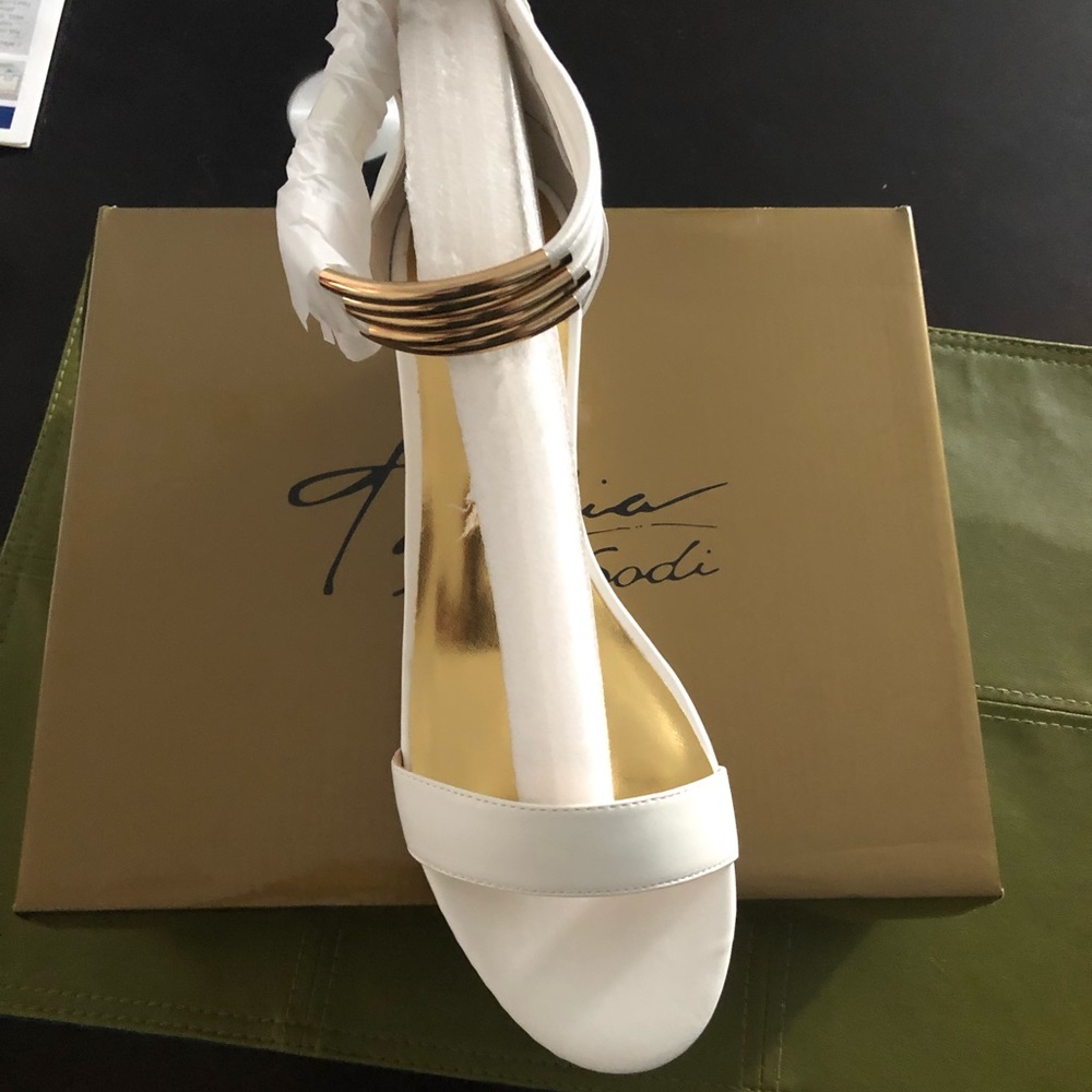 Thalia Sodi Sandals. Brand New